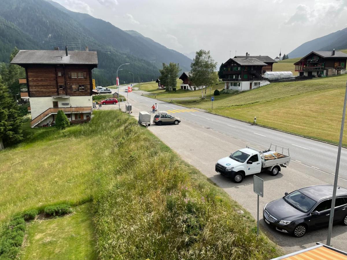 Hotel Restaurant Gommerhof Reckingen Exteriör bild
