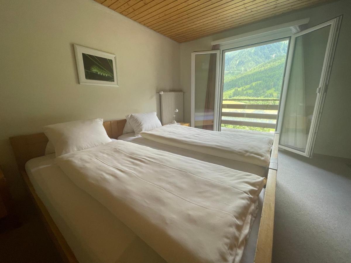 Hotel Restaurant Gommerhof Reckingen Exteriör bild